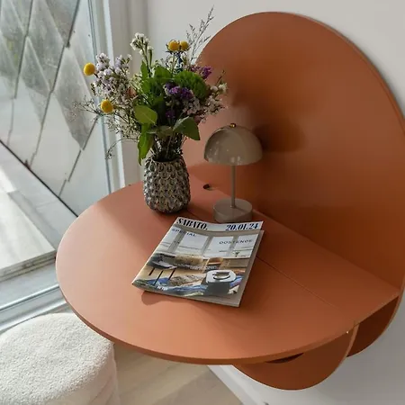 Apartman Trendy With Seaside Patio *