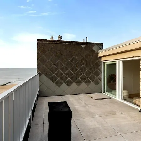 Apartman Trendy With Seaside Patio